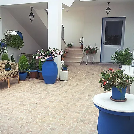 Antiche Stelle Salento לינה וארוחת בוקר סאלבה