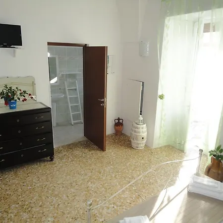 לינה וארוחת בוקר Antiche Stelle Salento סאלבה