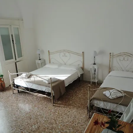 Antiche Stelle Salento 住宿加早餐酒店